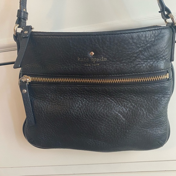 kate spade Handbags - Kate Spade Crossbody bag